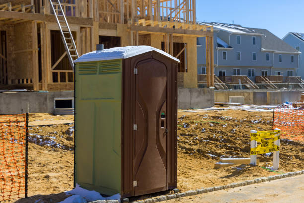 Portable Toilet Options We Offer in Saddlebrooke, AZ