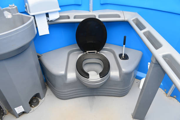 Best Portable restroom trailer rental  in Saddlebrooke, AZ